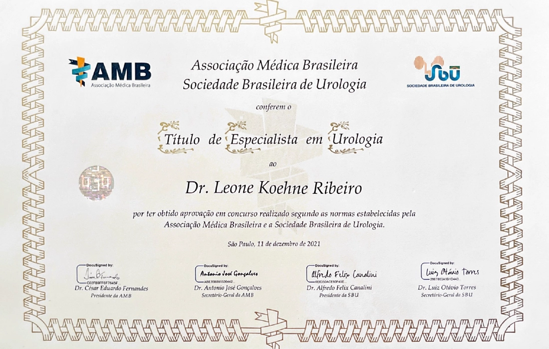 Título de especialista em Urologia pela SBU e AMB